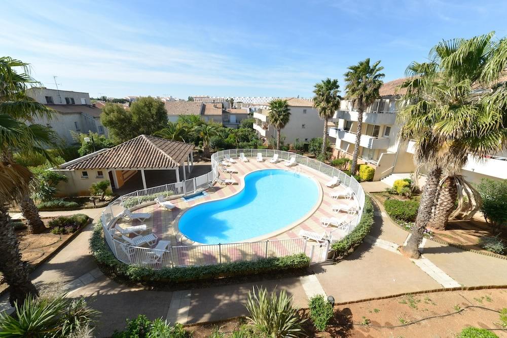 Residence Residhotel Mayflower Ле-Гро-дю-Руа Экстерьер фото