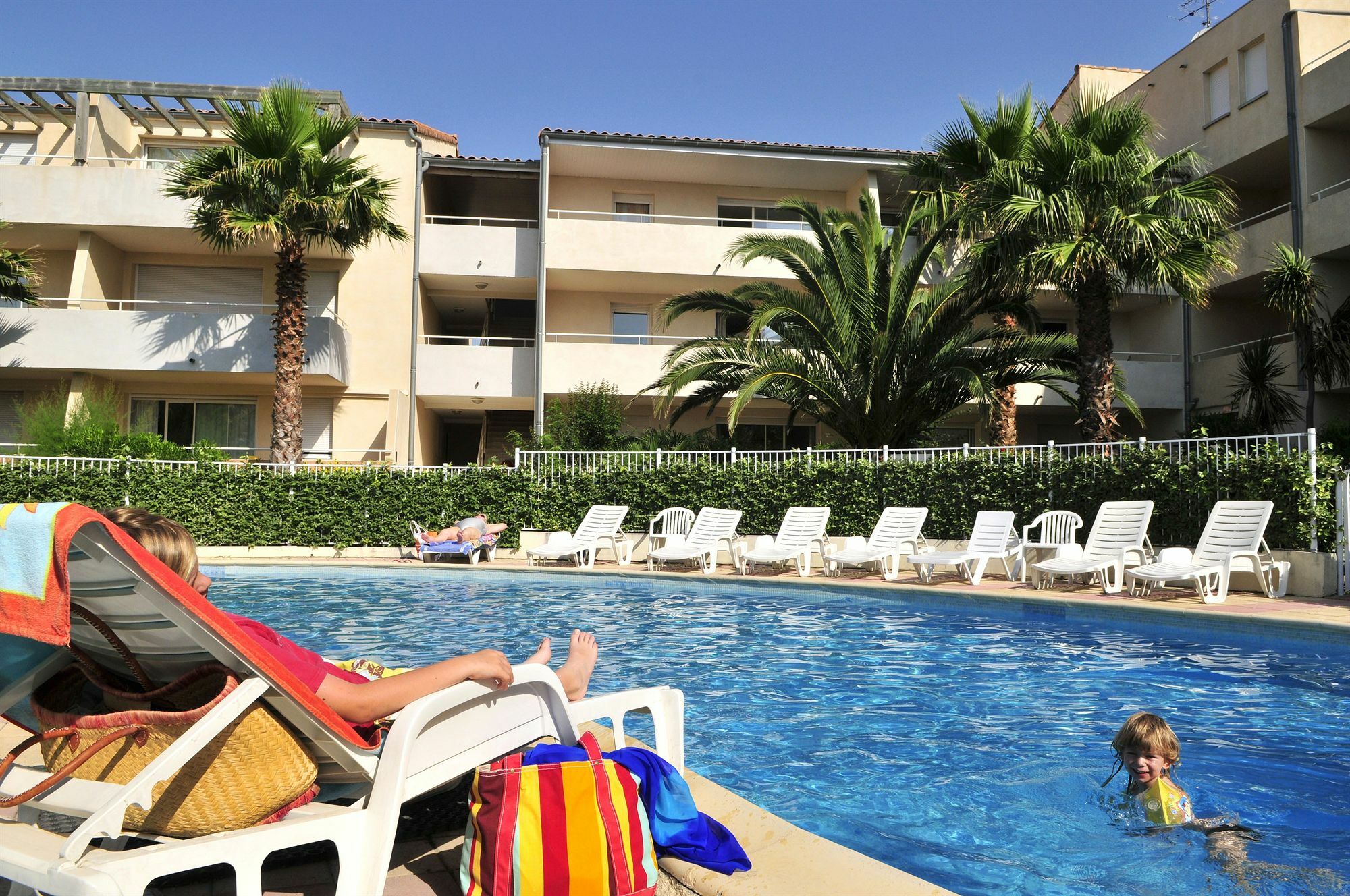 Residence Residhotel Mayflower Ле-Гро-дю-Руа Экстерьер фото